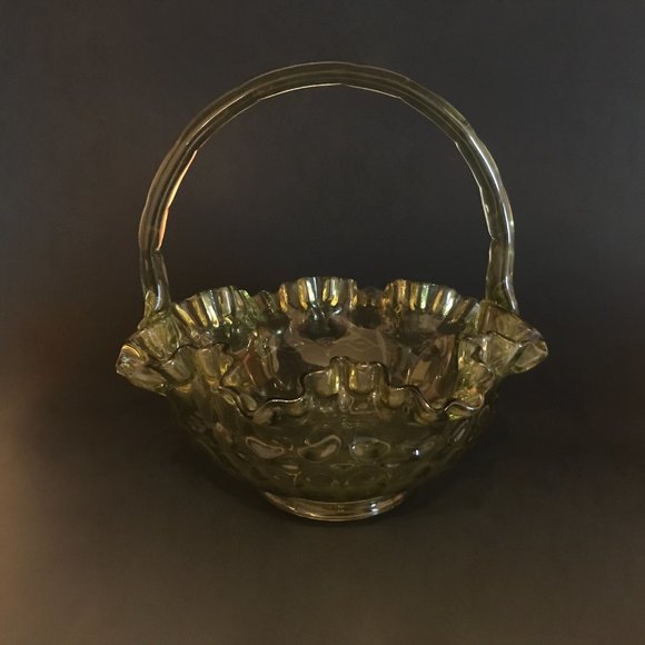 VTG Fenton Avocado Green Glass Crimped Edge Handled Basket Thumbprint Pattern - Picture 3 of 3